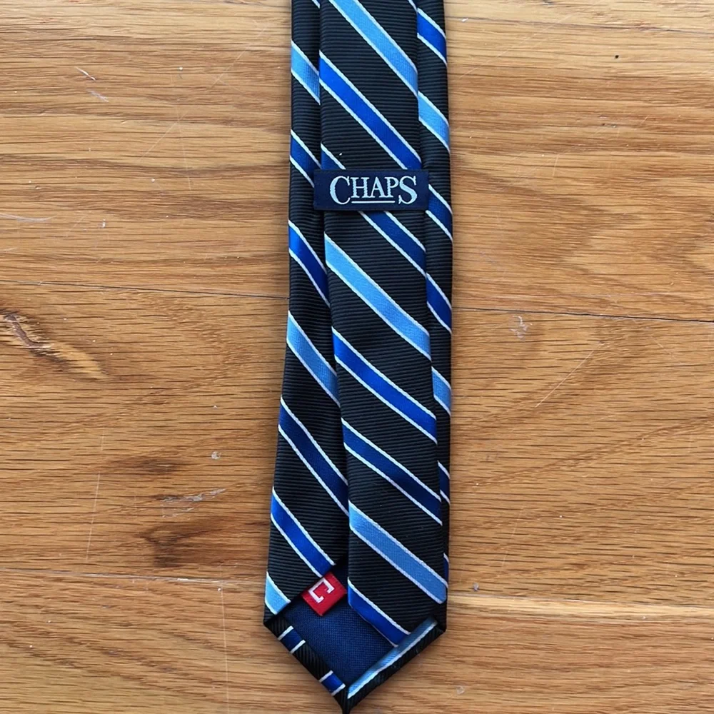 Chaps Tie